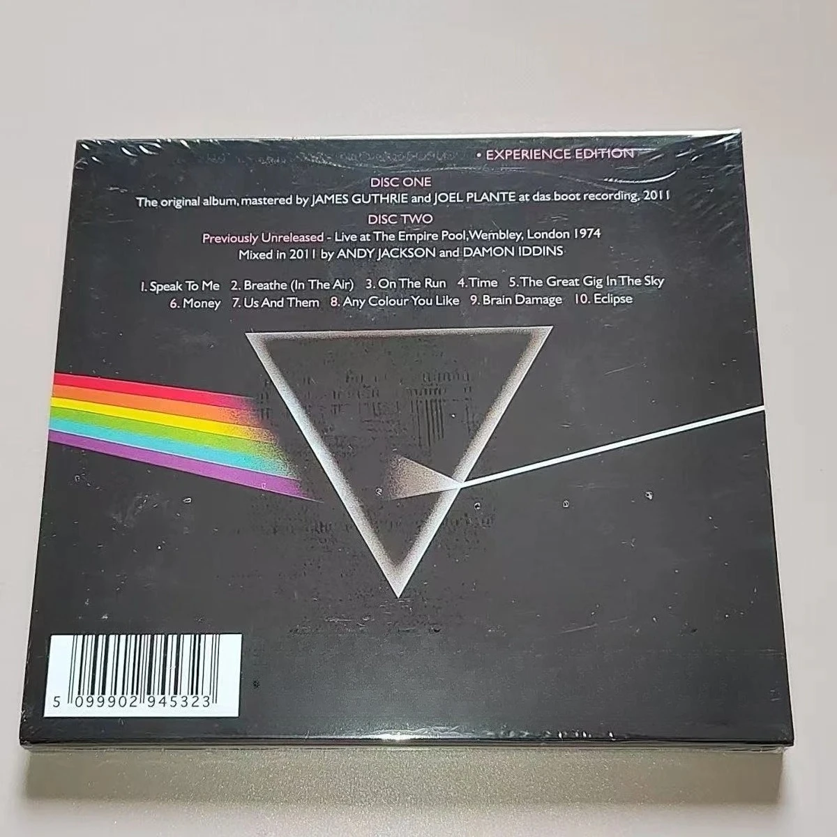 The Dark Side of The Moon Live - Live Rock ulasan dan harga